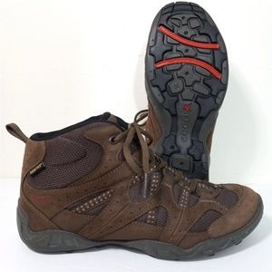 Ecco women’s Gore-Tex boots